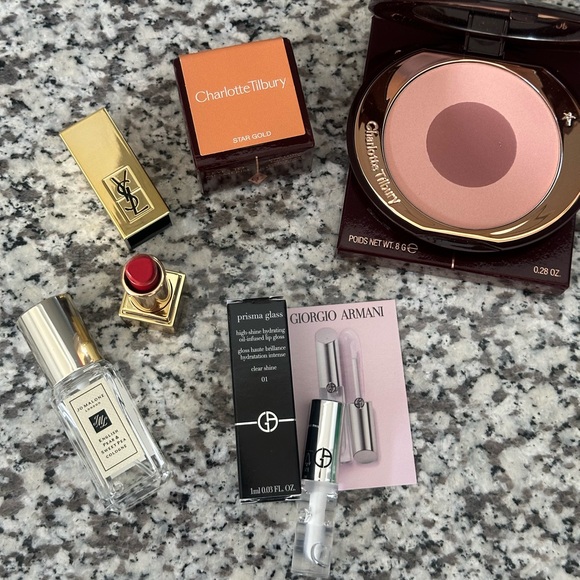 Random Goodies - Picture 5 of 8